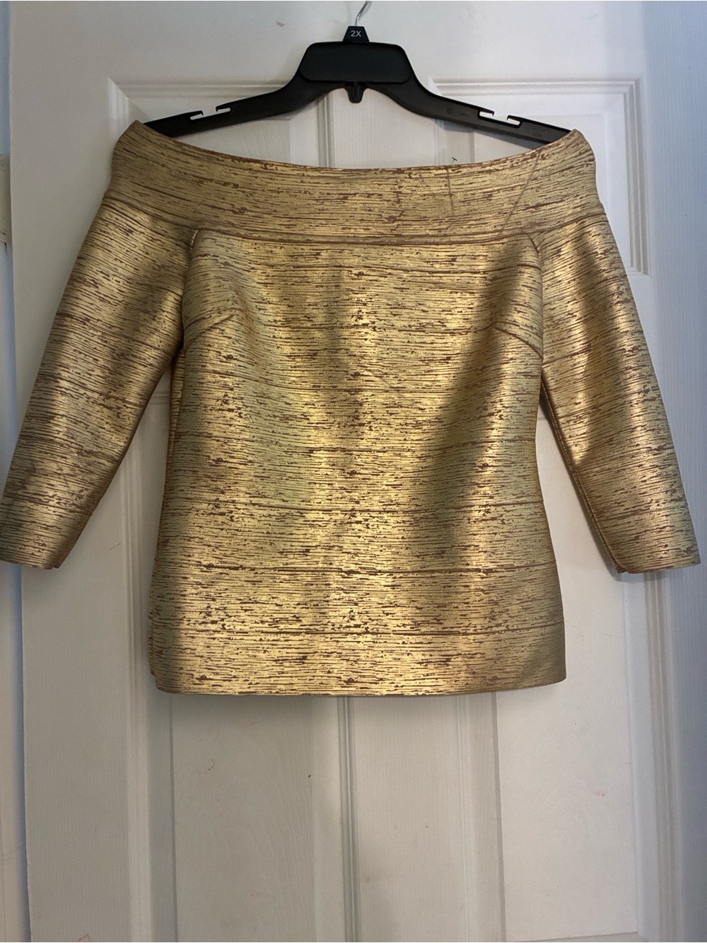 NWT La Cite Elegant Metallic Gold Off-Shoulder Women's Elegant Top